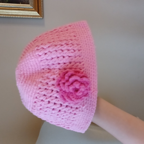 4/$20 Knit pink hat for girls Size 6-8 - Picture 2 of 2